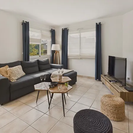 Maison Avec Terrasse Et Jardin Pour 6 - Бенодет